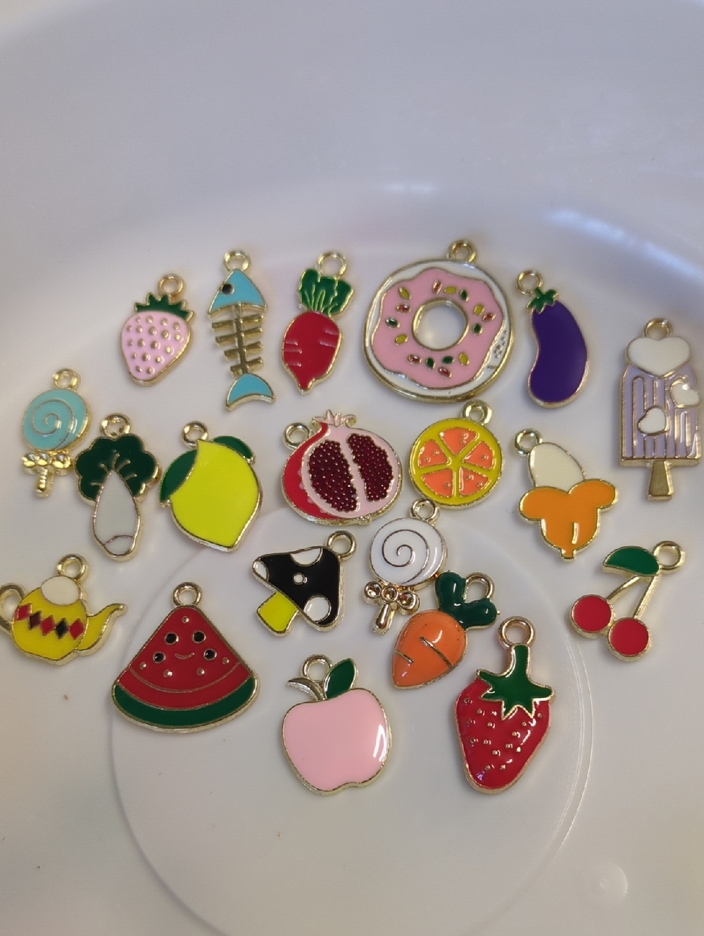 💚4/$10💚Y32 Enamel Fruit & Snack Charms for DIY